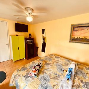 Zimmer mit Queensize-Bett